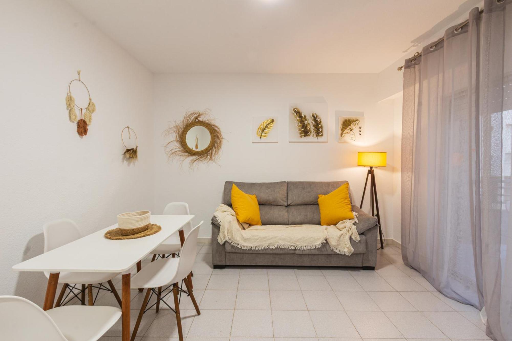 Menabrea Holiday House Near The Beach And Airport Santa Pola Exterior photo